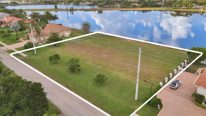 Beautiful Vista Lakes land  waiting for you to build the Estate of your dreams!!!  35.100 SF, almost an acre . Located in the prestigious Vista Lakes neighborhood in Davie Fl. Approximately 180 feet +/- of waterfront situated on a desirable location on the lake. Property is surrounded by large and exquisite Estates. 
Great location close to great schools, restaurants, airports, beaches. Near I95, Miami , Weston and Palm Beach.