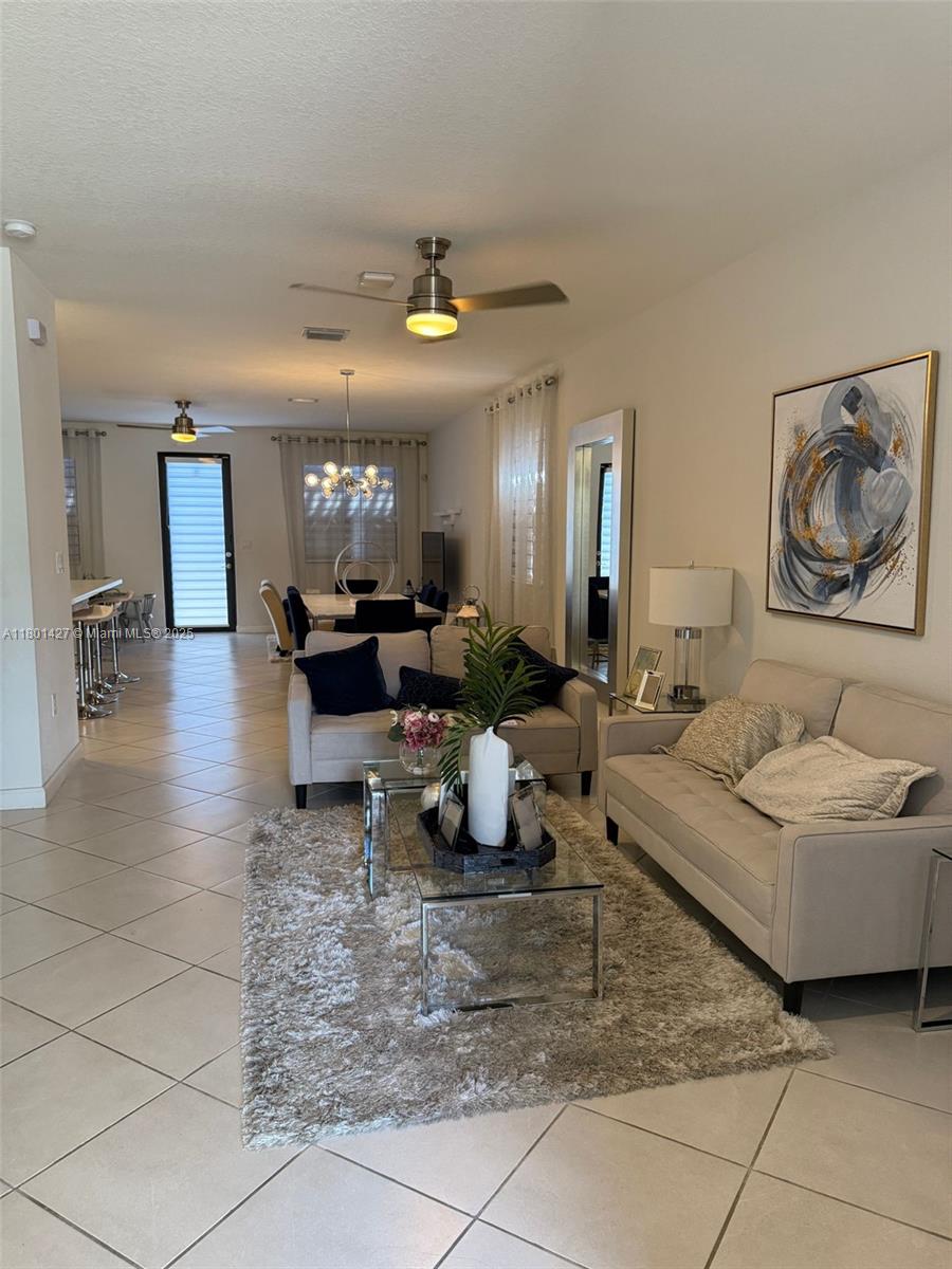 AQUABELLA NORTH - Residential