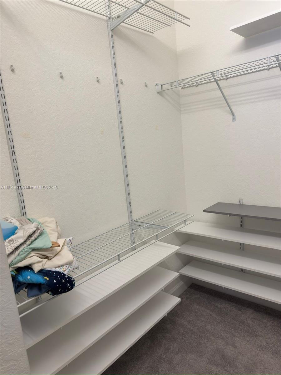 AQUABELLA NORTH - Residential