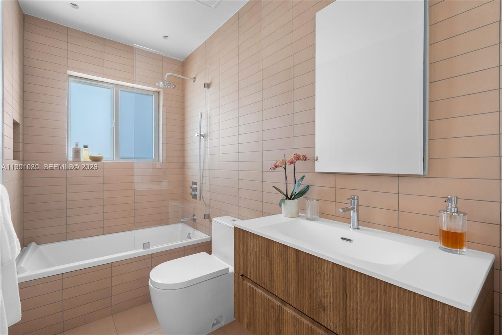 SHORE ACRES AMD PL - Residential