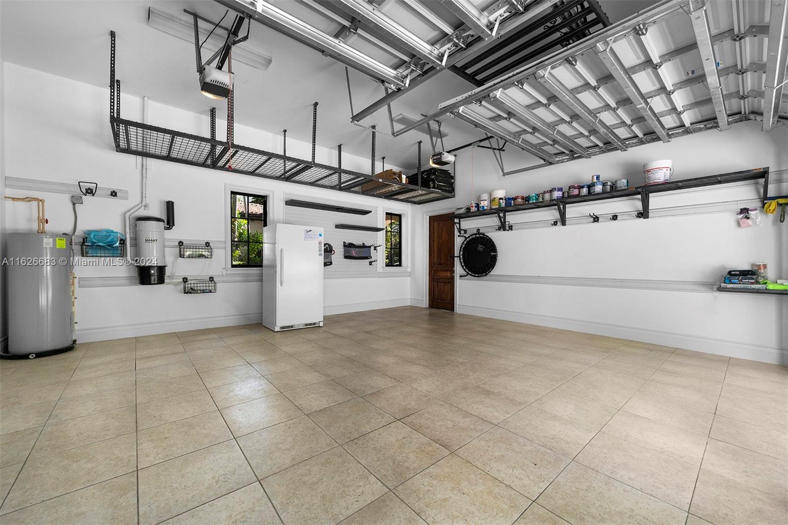 MC ALLISTER ACRES - Residential