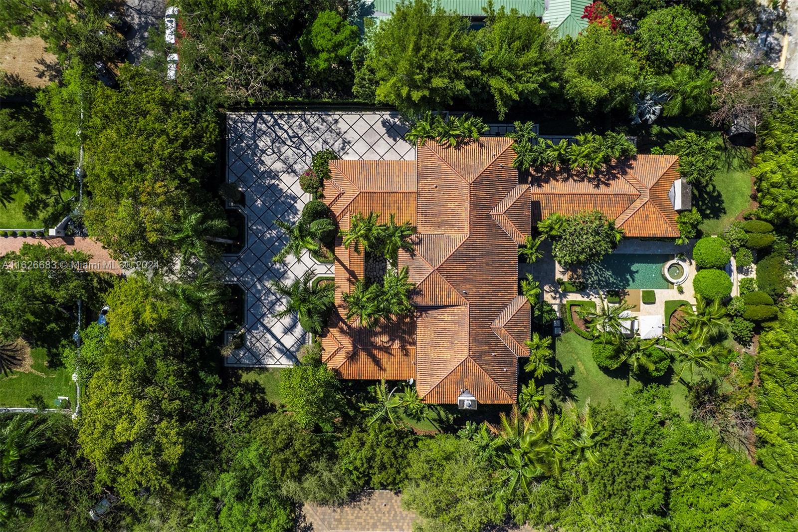 MC ALLISTER ACRES - Residential