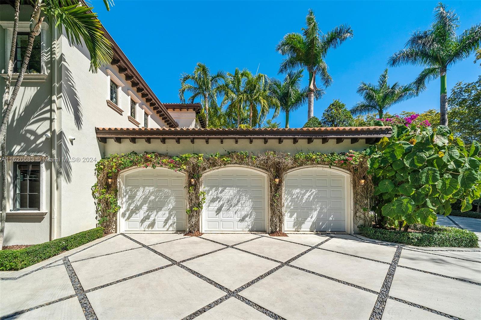 MC ALLISTER ACRES - Residential