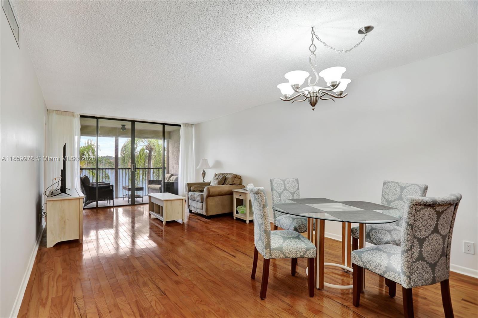 6219 Coral Lake Dr 207