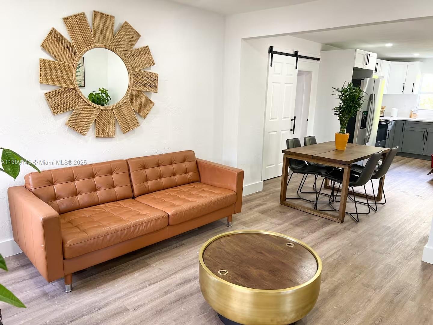 BOWLING GREEN EXTENSION - Residential Lease