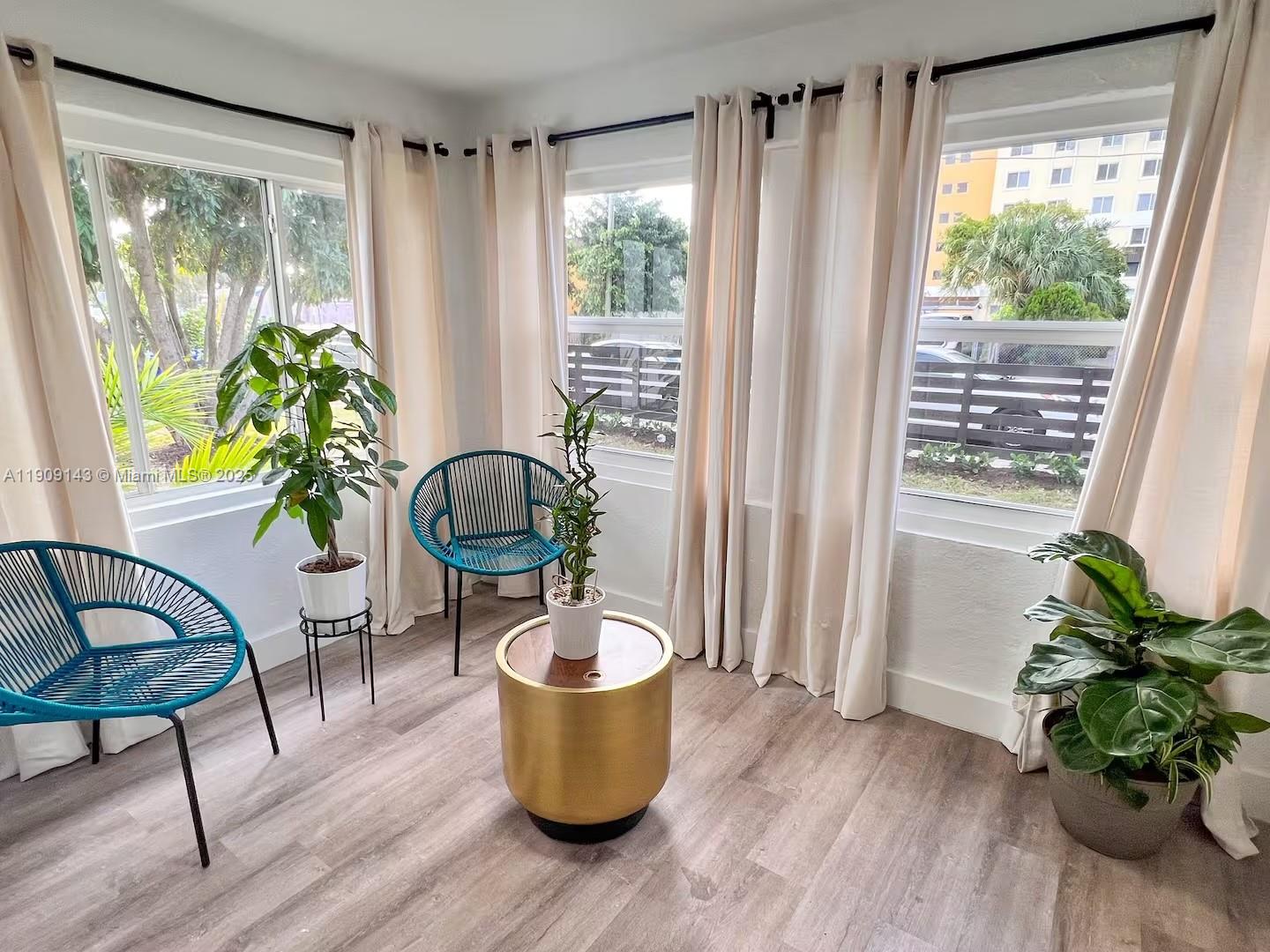 BOWLING GREEN EXTENSION - Residential Lease