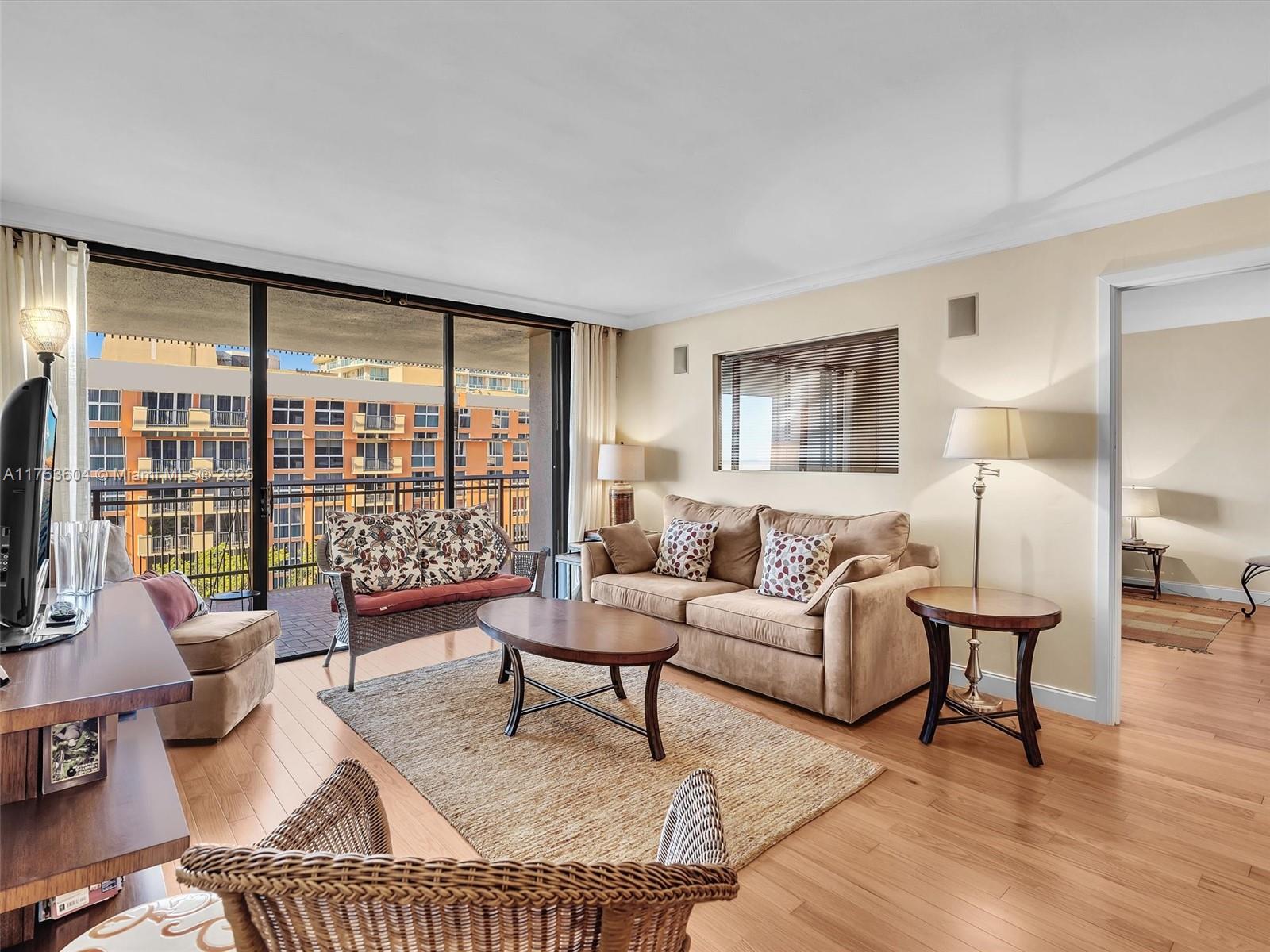 2901 S Bayshore Dr 10D