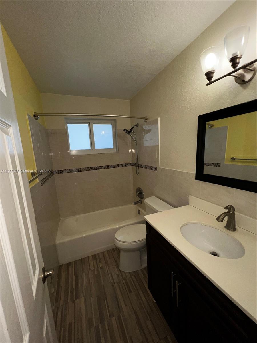LAKE PLACID CONDO - Residential Lease
