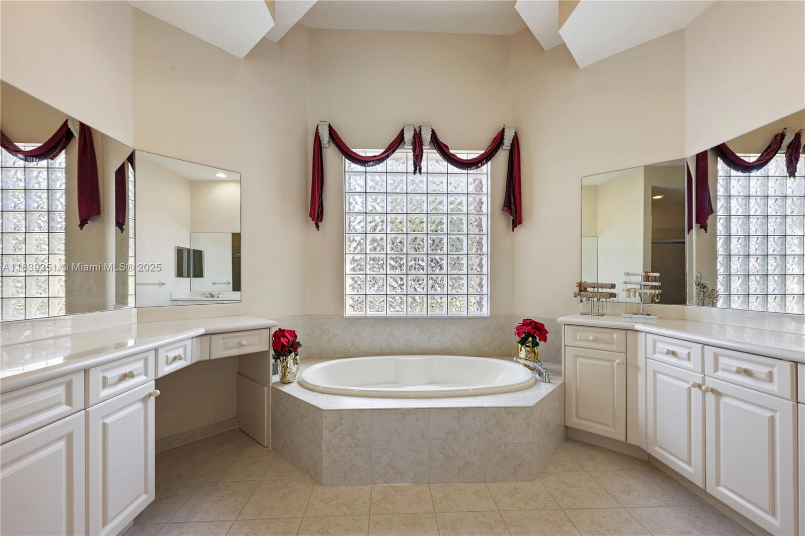 109 SW 128th Ave
