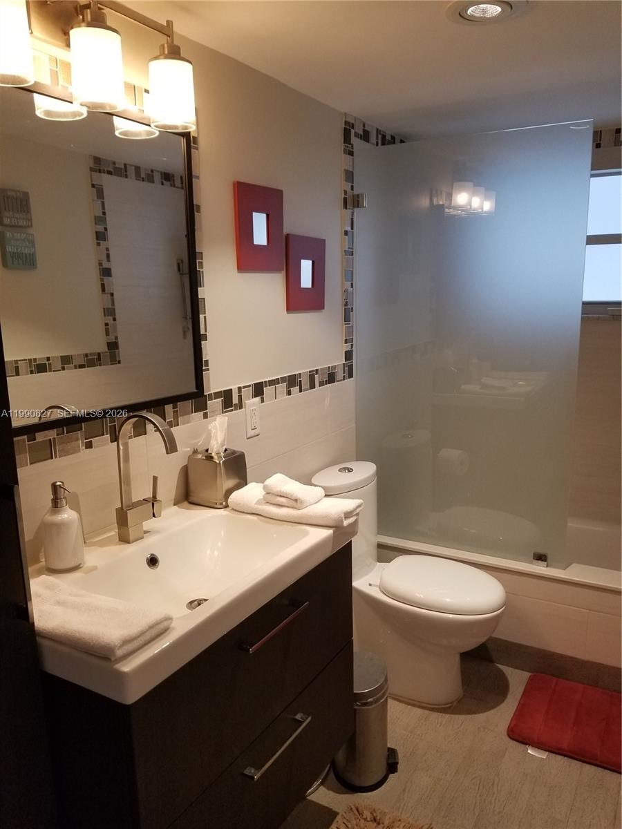 THE ATRIUM CONDO - Residential