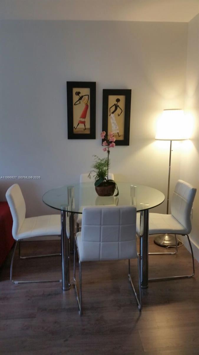 THE ATRIUM CONDO - Residential