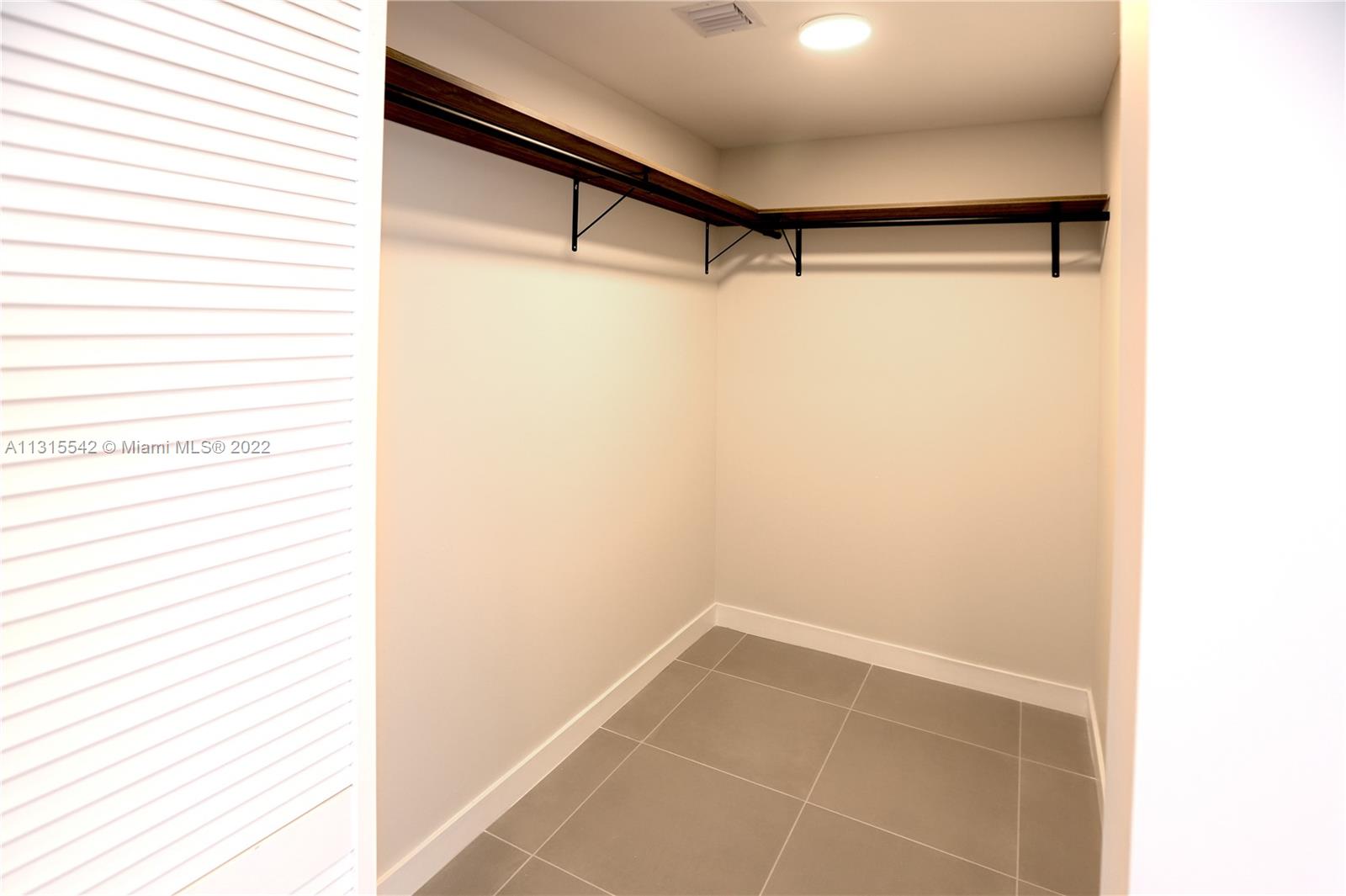 Redlands Shores - Residential