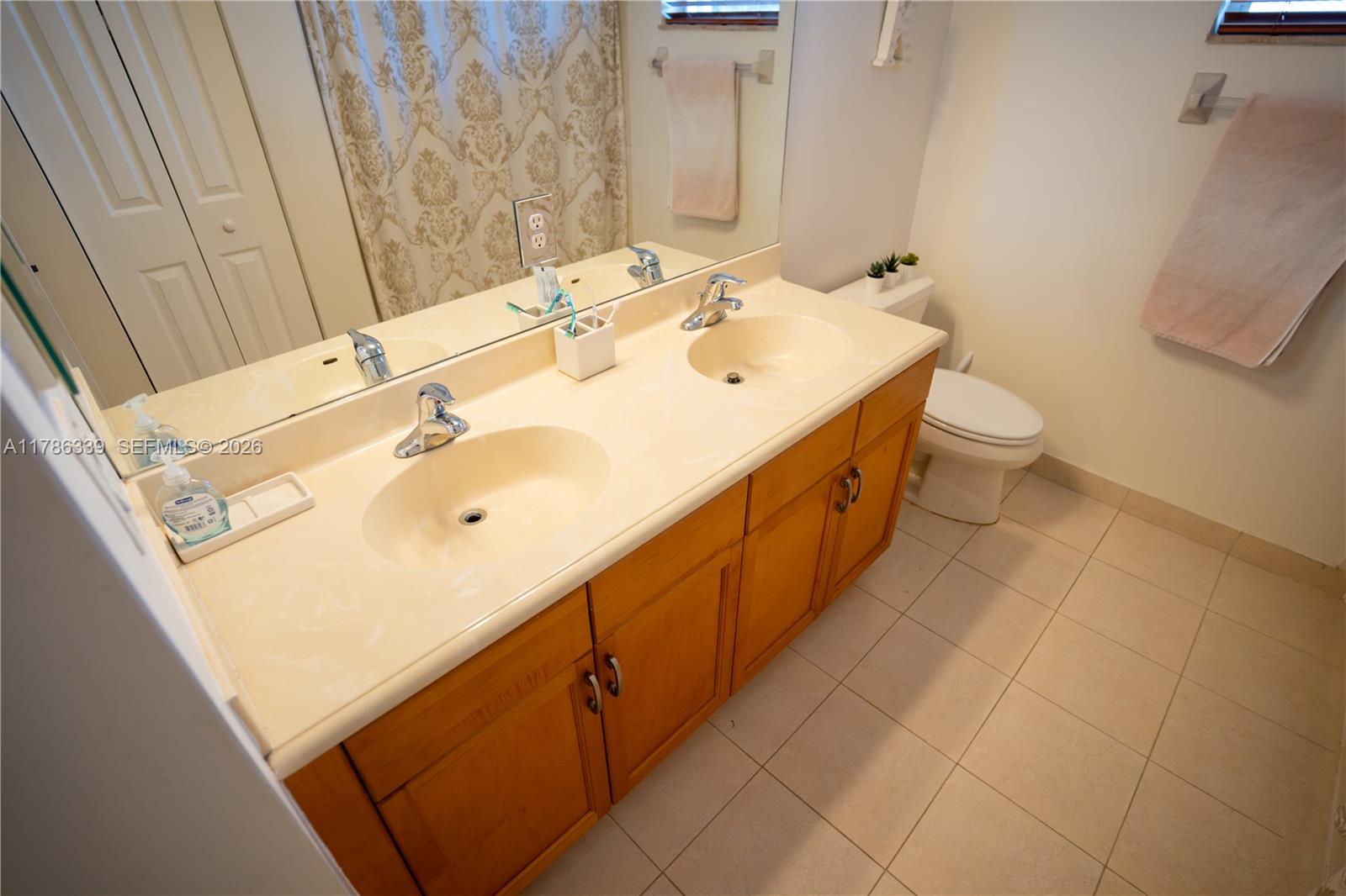 SUNSET FALLS PLAT 1 - Residential