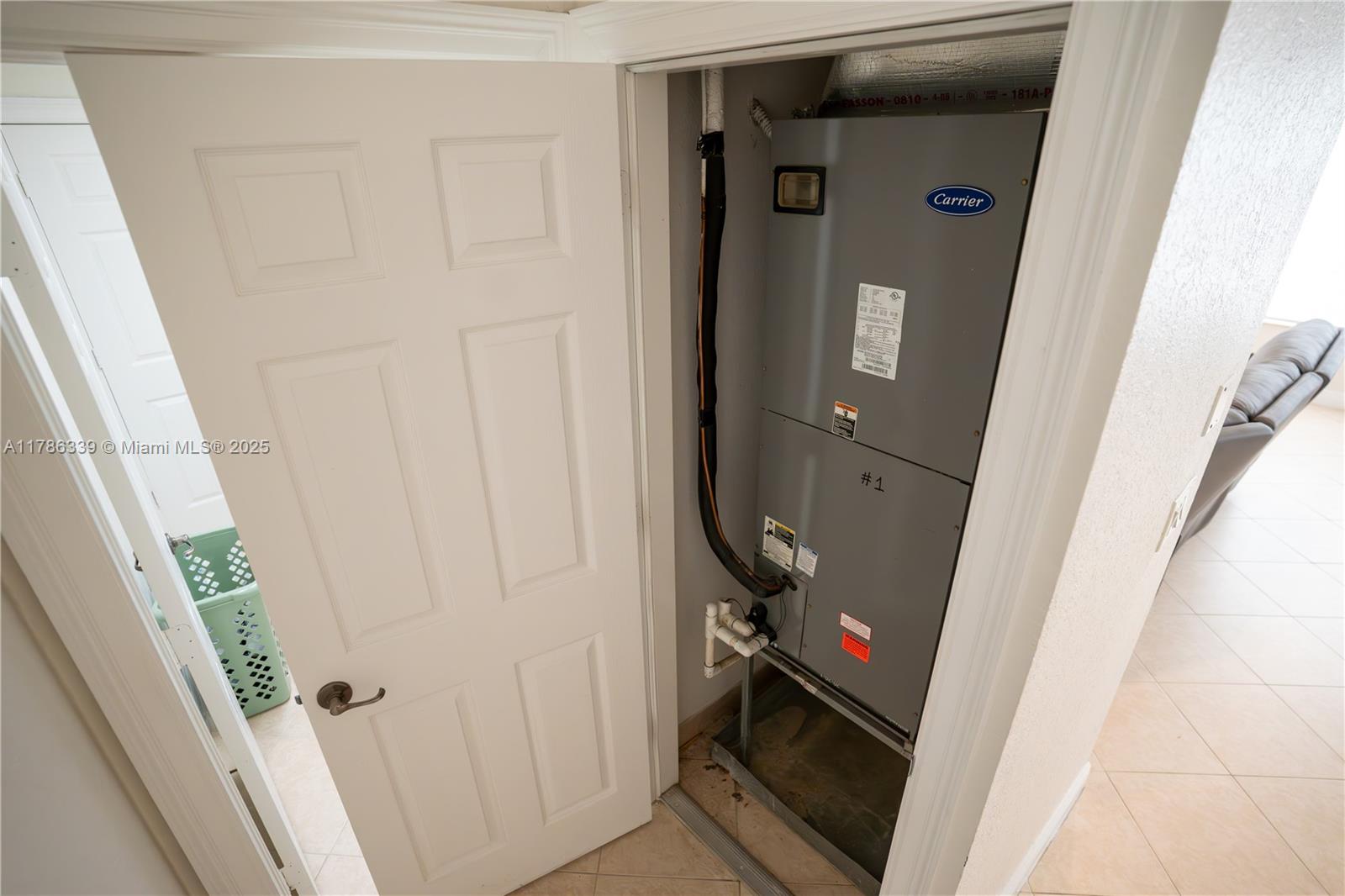 SUNSET FALLS PLAT 1 - Residential