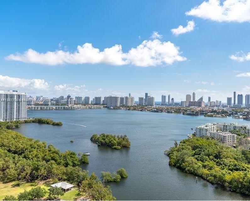 16385 Biscayne Blvd 2103, North Miami Beach, Miami-Dade County, Florida - 2 Bedrooms  
2 Bathrooms - 
