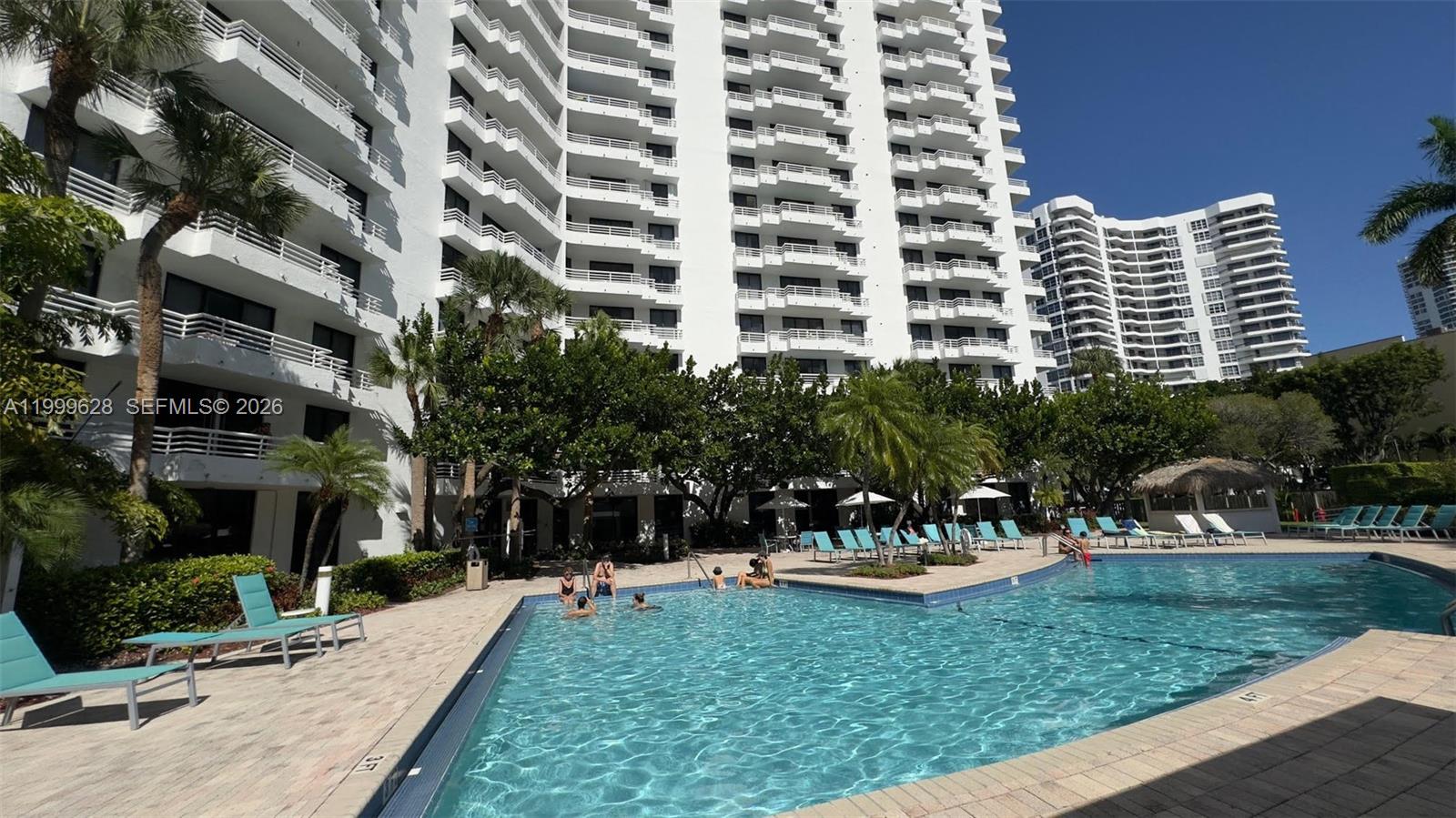 PARC CENTRAL AVENTURA EAS - Residential