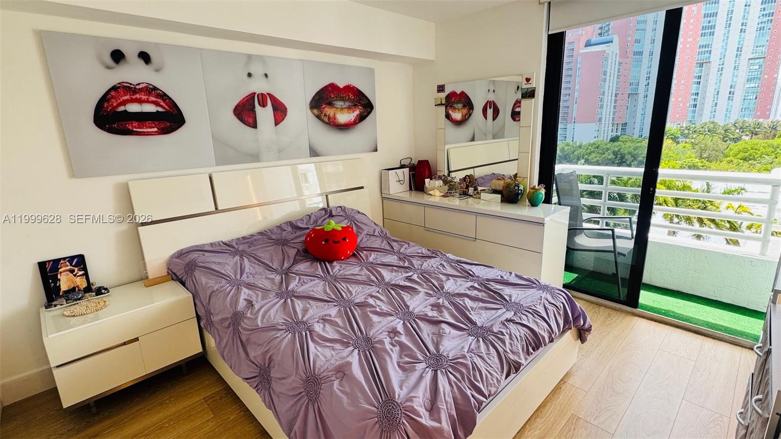 PARC CENTRAL AVENTURA EAS - Residential