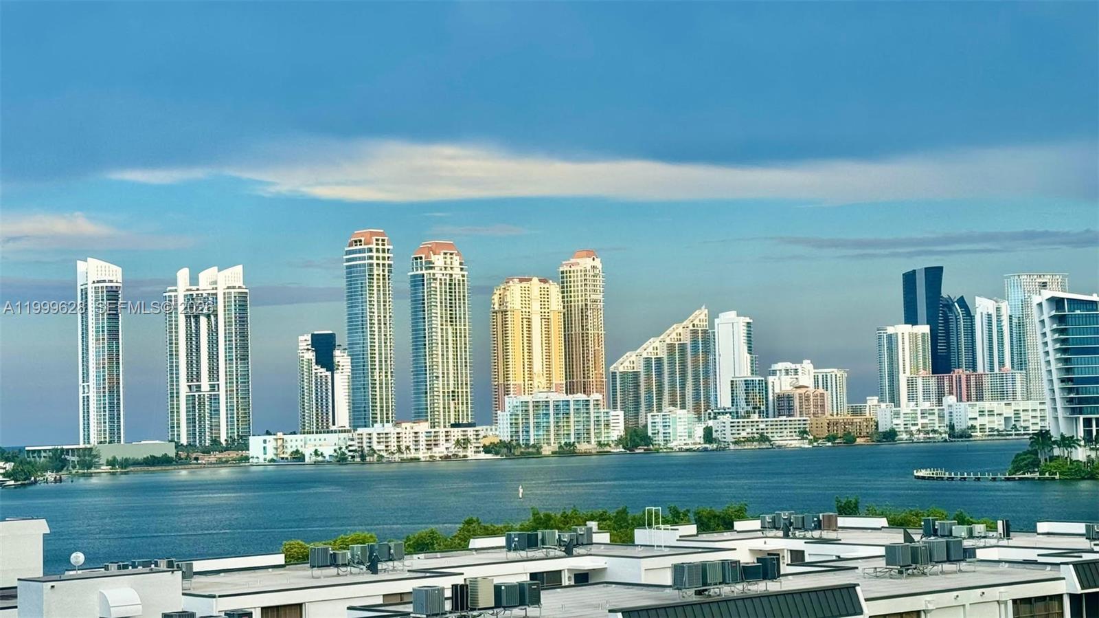 3300 NE 192nd St 814