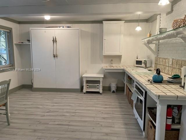 HEMINGWAY - Residential
