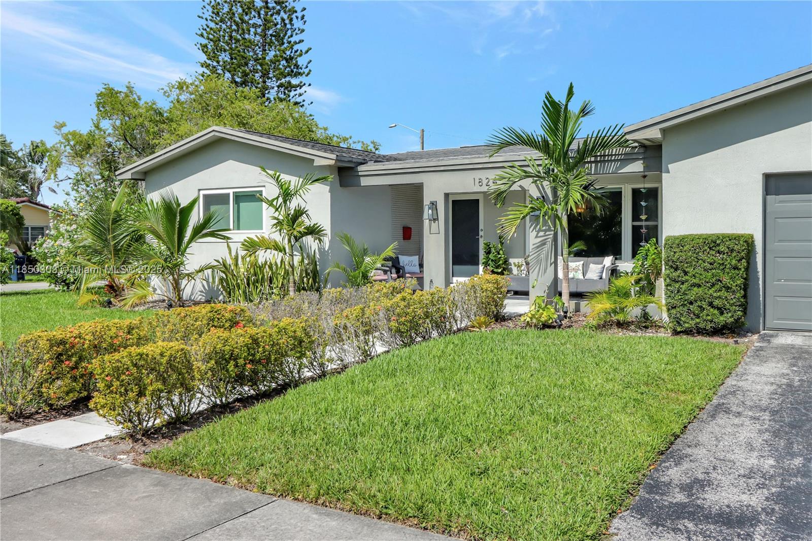 1824 SW 100th Ave