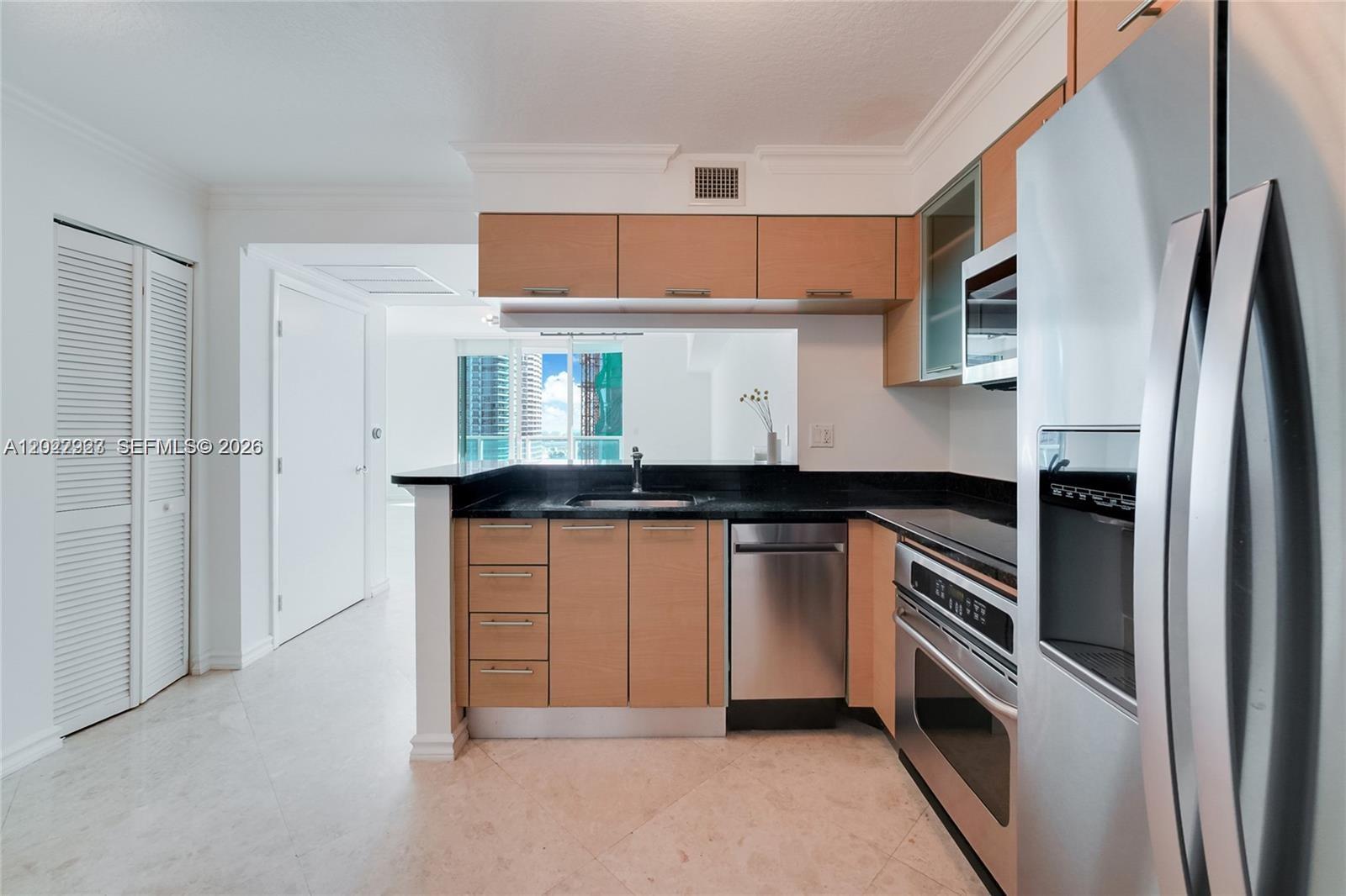 31 SE 5th St 3306