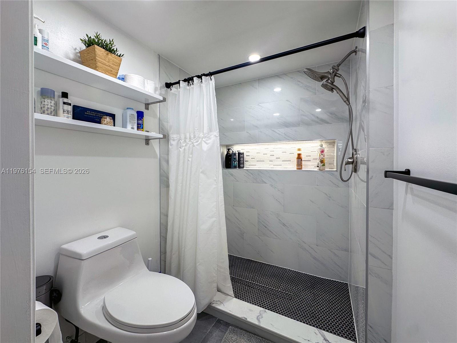 APPLEWOOD VILLAGE II-D CO - Residential