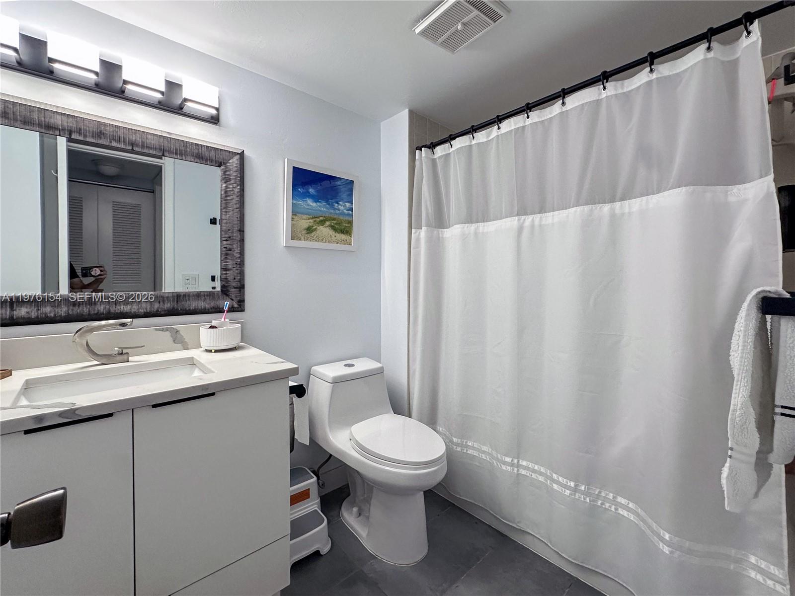 APPLEWOOD VILLAGE II-D CO - Residential