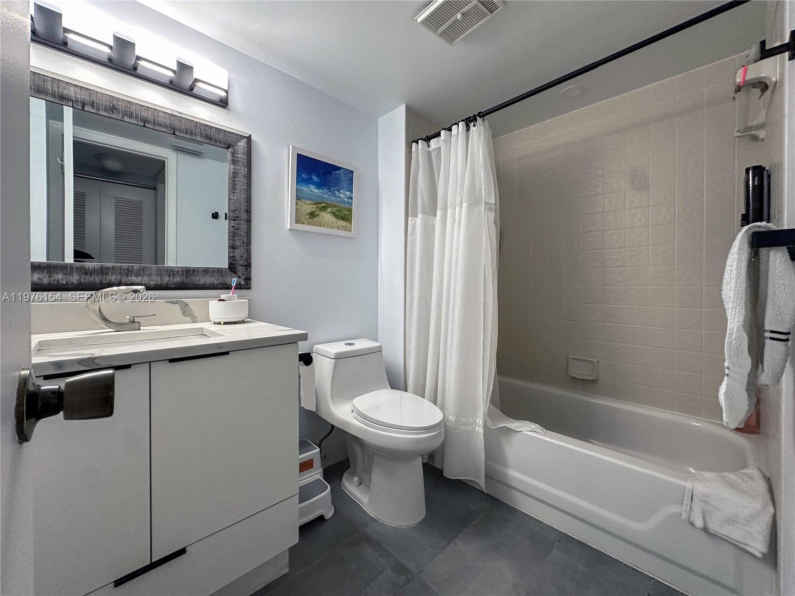 APPLEWOOD VILLAGE II-D CO - Residential