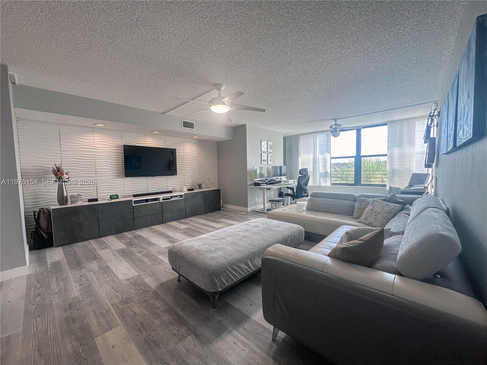 APPLEWOOD VILLAGE II-D CO - Residential