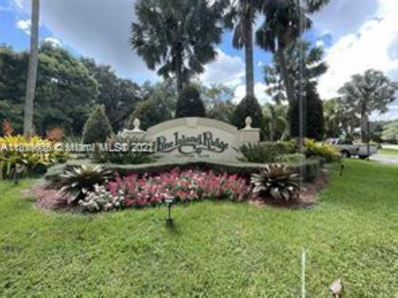 LIVE OAK CONDO ELEVEN - Residential