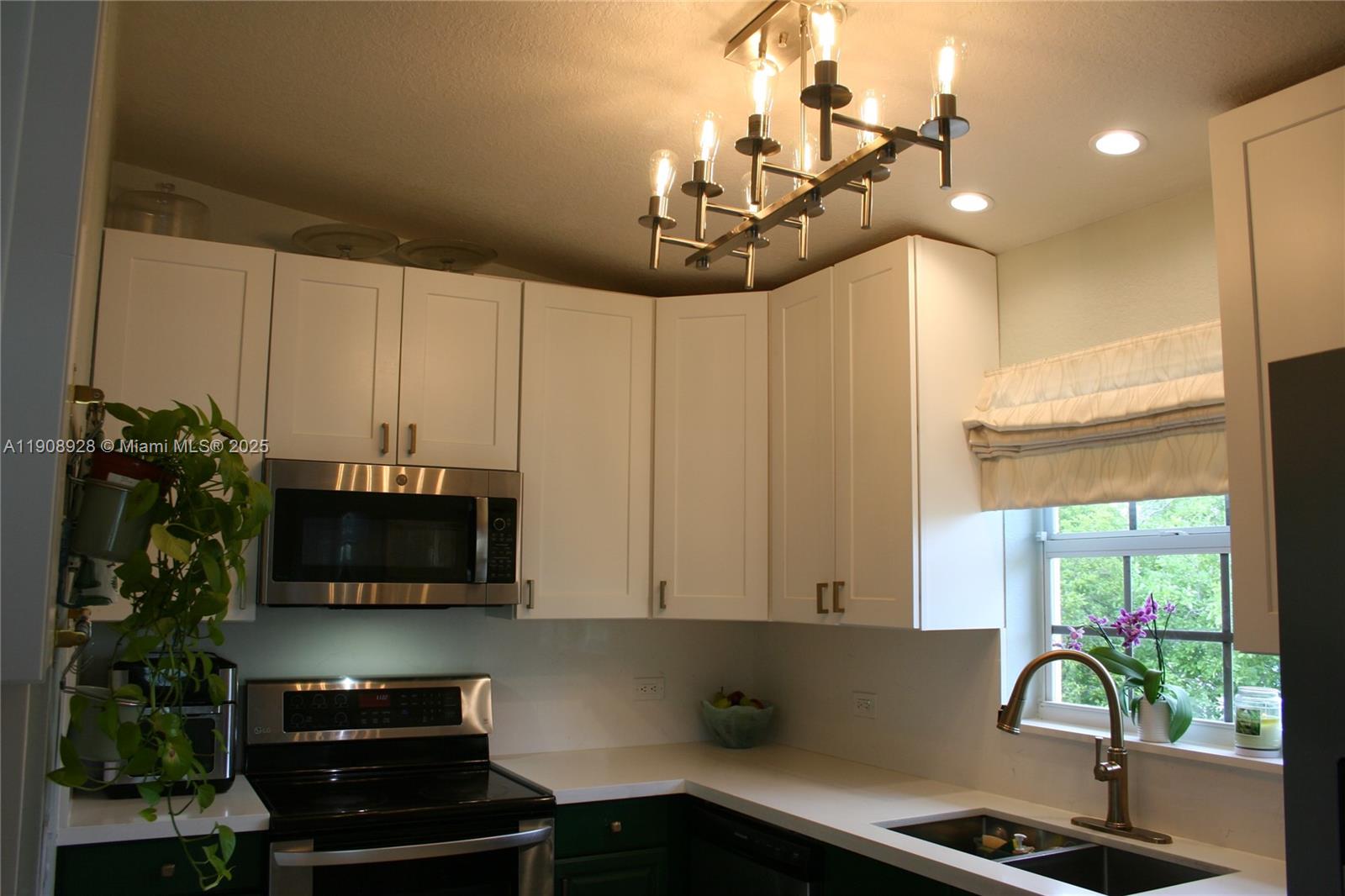 DOVE CREEK ESTATES - Residential