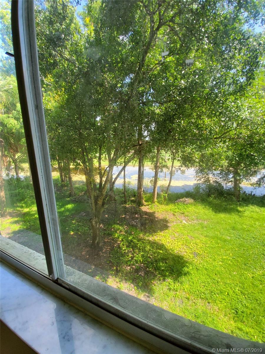 WINDWARD LAKES CONDO - Residential Lease