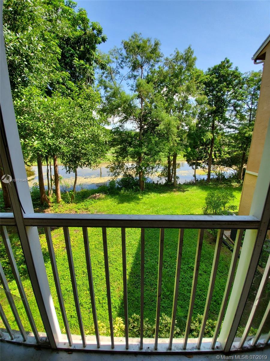 WINDWARD LAKES CONDO - Residential Lease