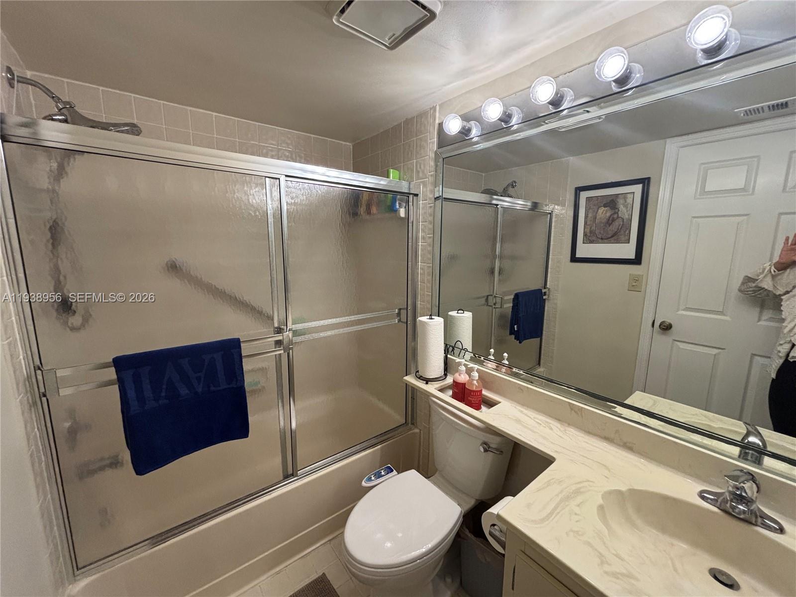 DEVON CONDOMINIUM - Residential