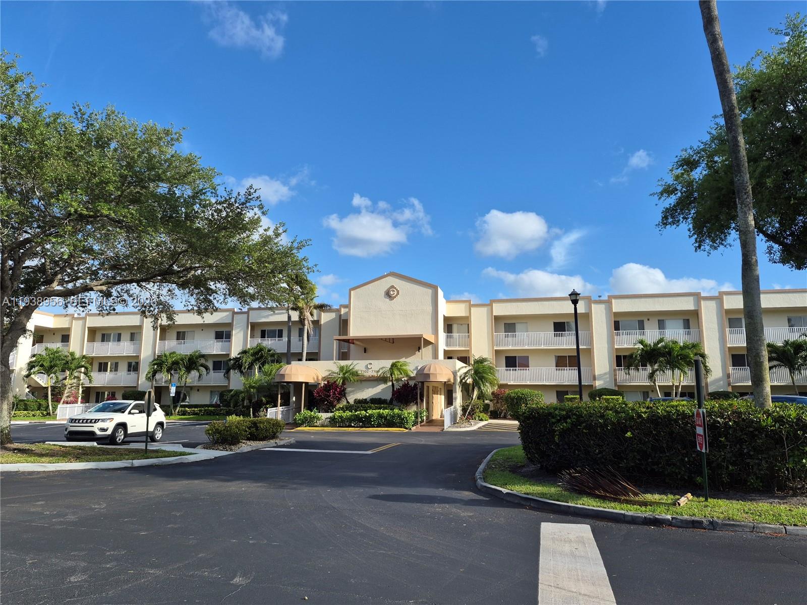 DEVON CONDOMINIUM - Residential