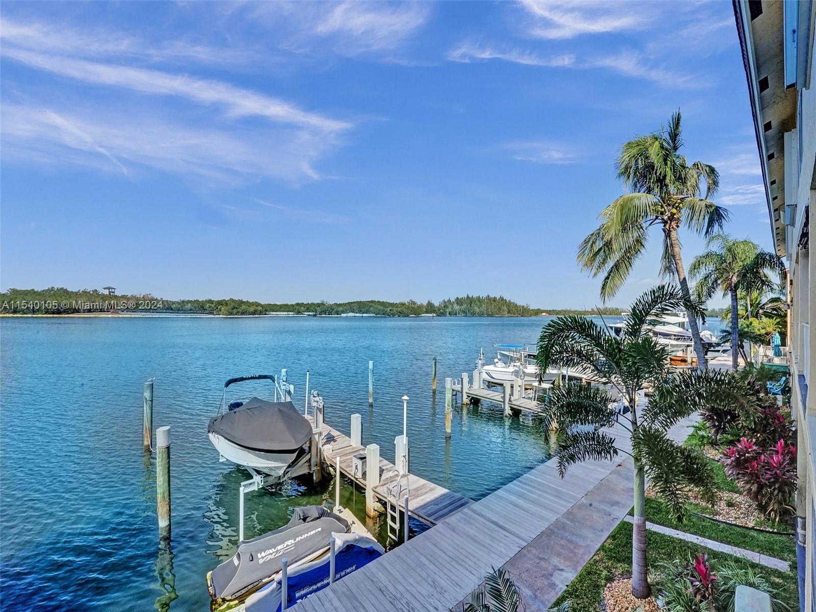HOLLYWOOD CENTRAL BEACH - Residential