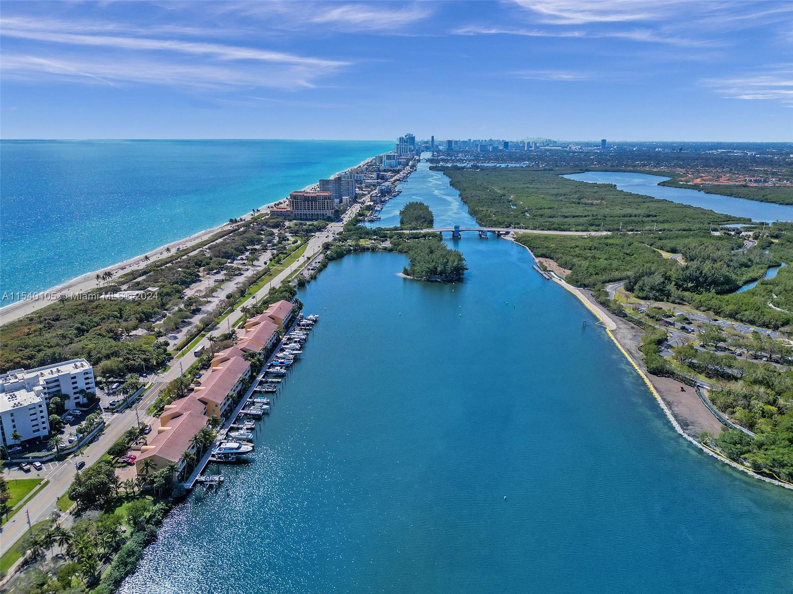 HOLLYWOOD CENTRAL BEACH - Residential