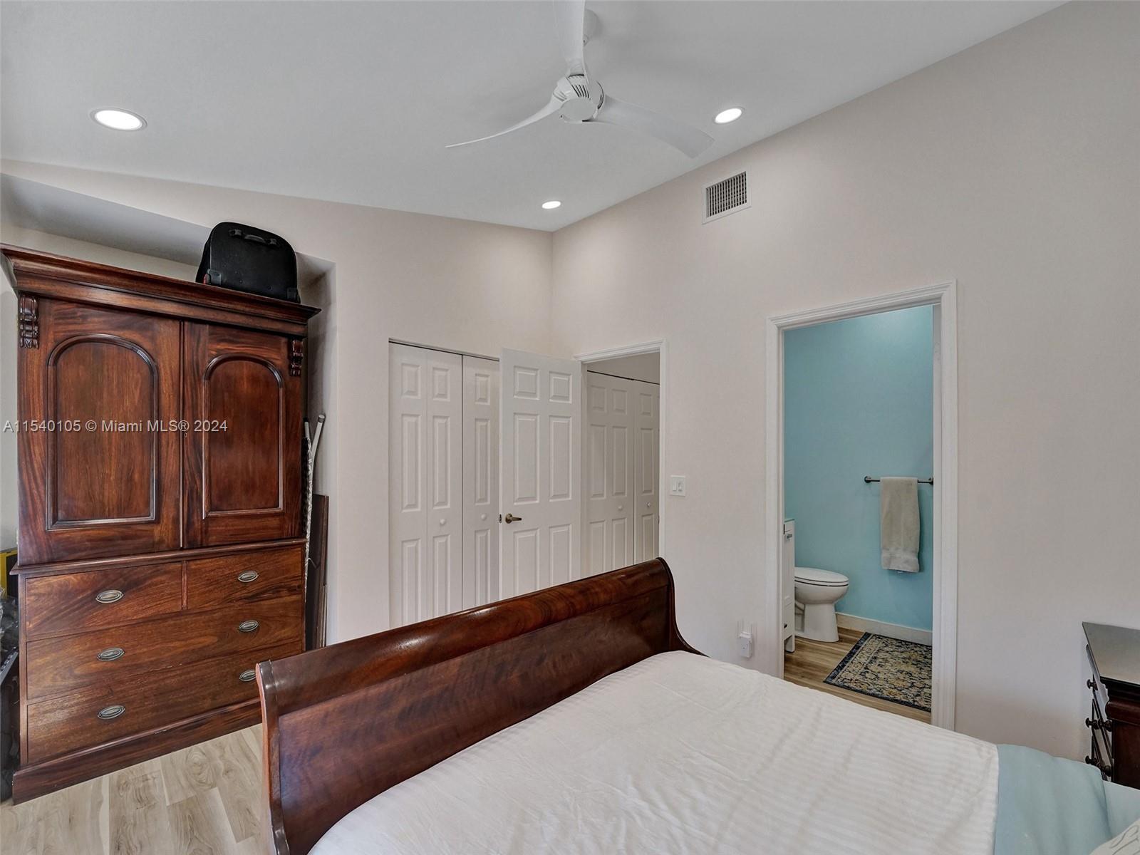 HOLLYWOOD CENTRAL BEACH - Residential