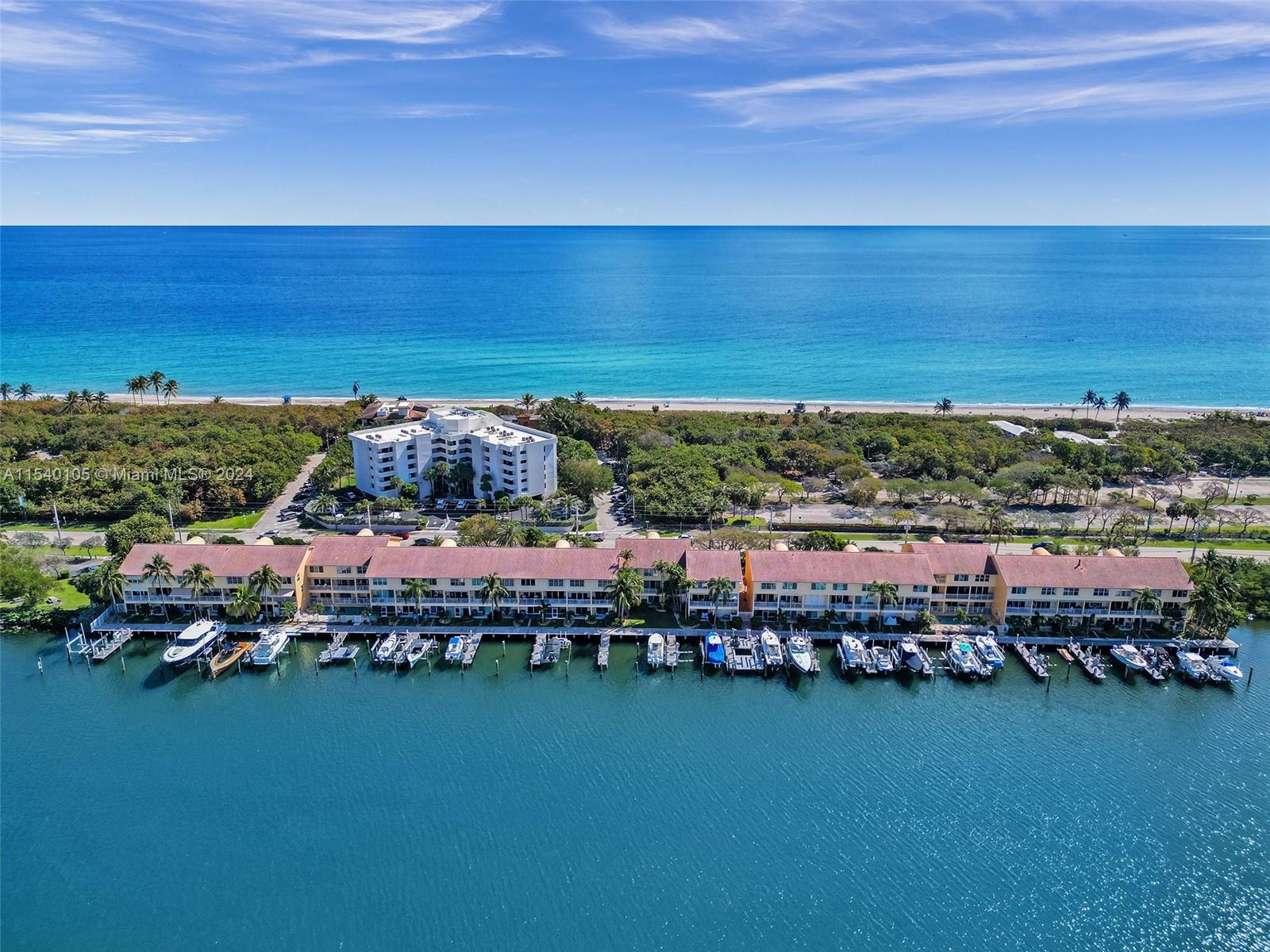 HOLLYWOOD CENTRAL BEACH - Residential