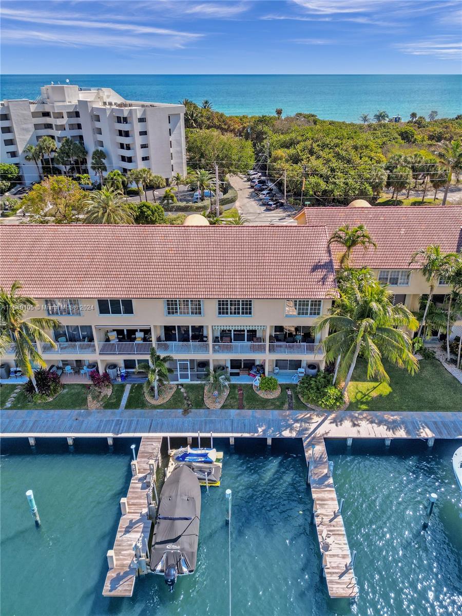 HOLLYWOOD CENTRAL BEACH - Residential