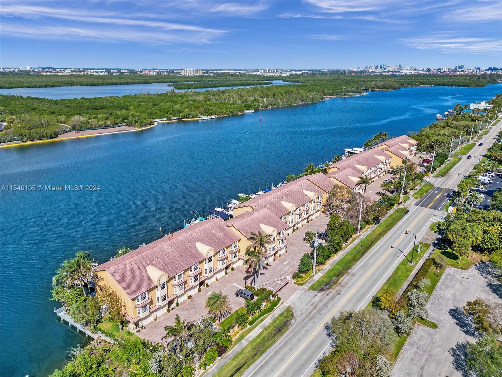 4212 N Ocean Dr