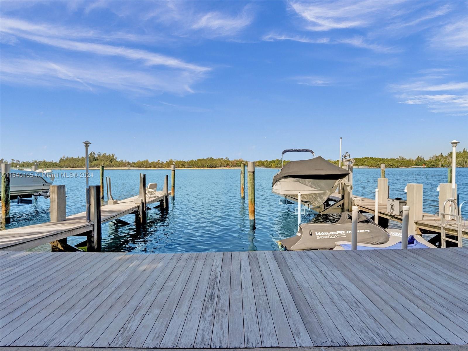 HOLLYWOOD CENTRAL BEACH - Residential