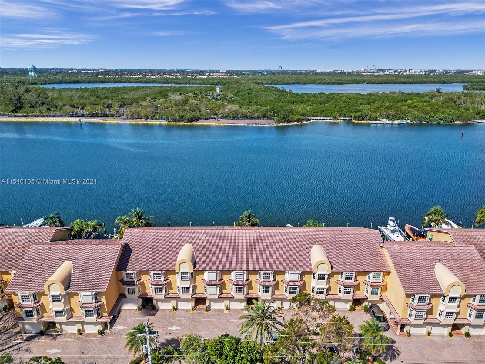4212 N Ocean Dr
