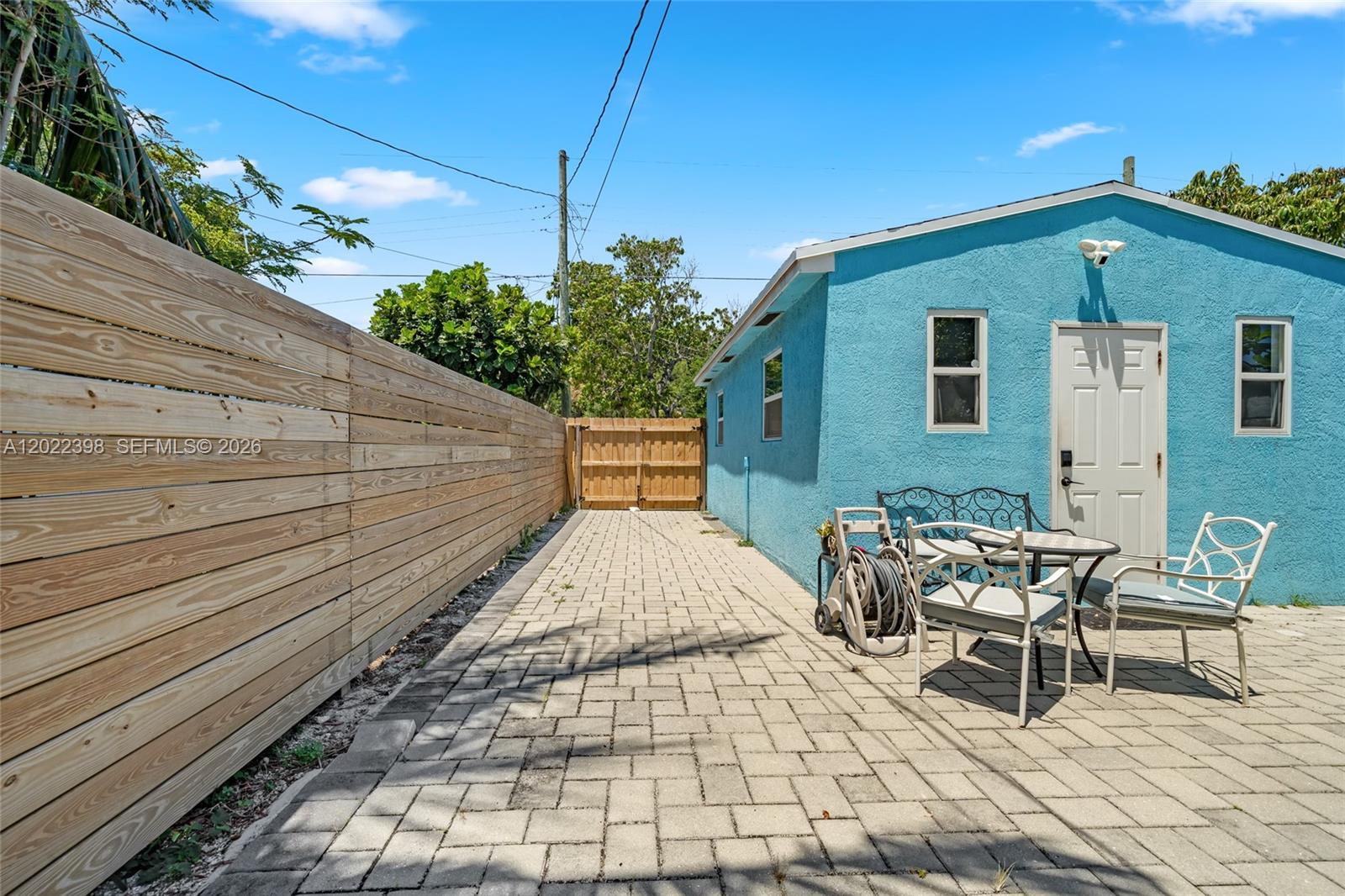 LAKE WORTH TOWN OF - Residential Income