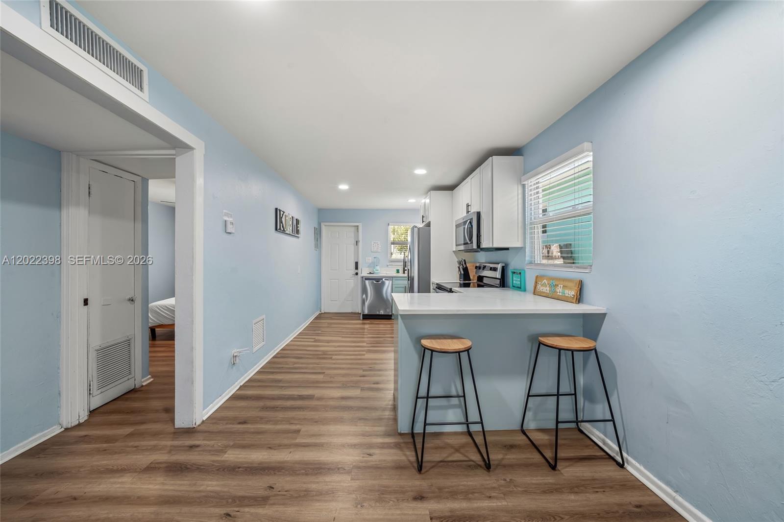 LAKE WORTH TOWN OF - Residential Income