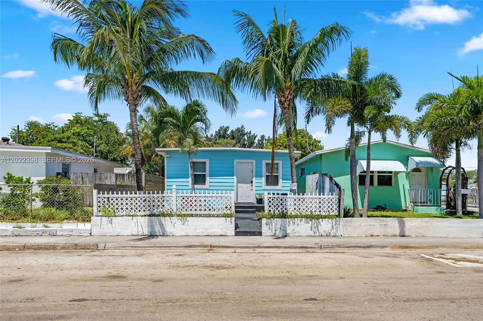 LAKE WORTH TOWN OF - Residential Income