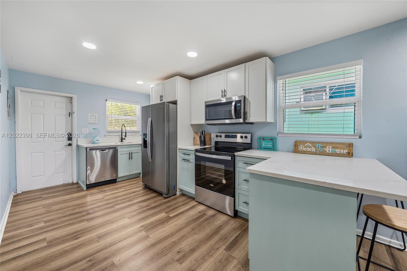 LAKE WORTH TOWN OF - Residential Income