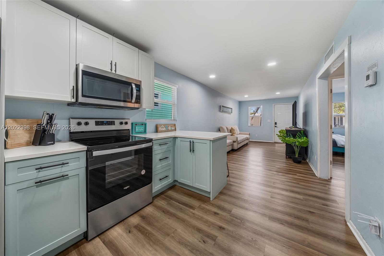 LAKE WORTH TOWN OF - Residential Income