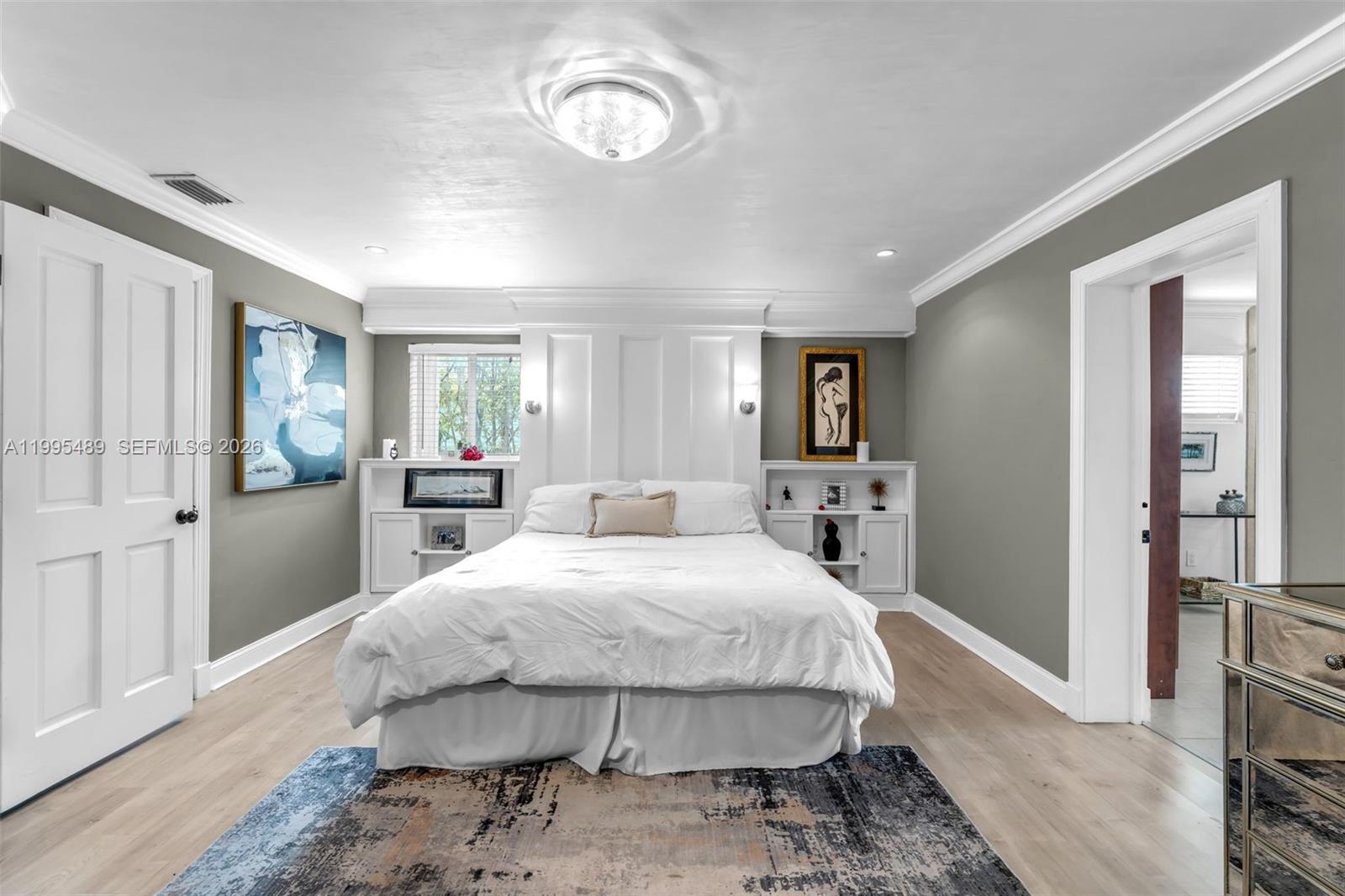 DARLINGTON MANOR - Residential