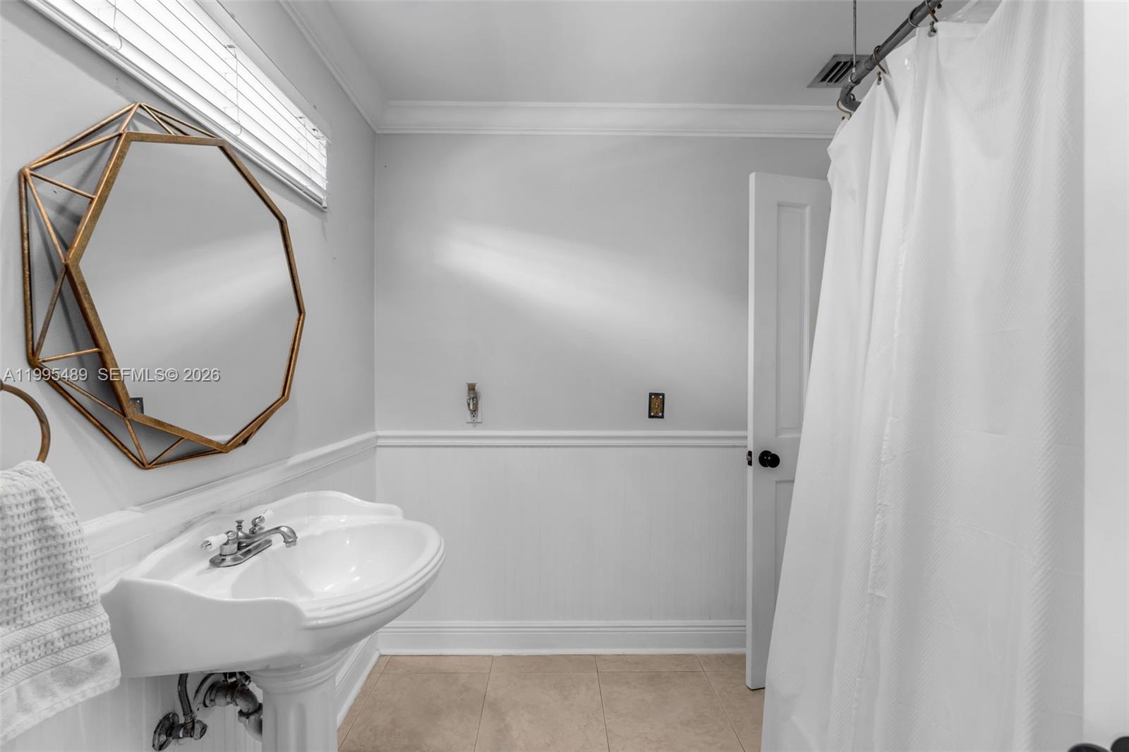 DARLINGTON MANOR - Residential